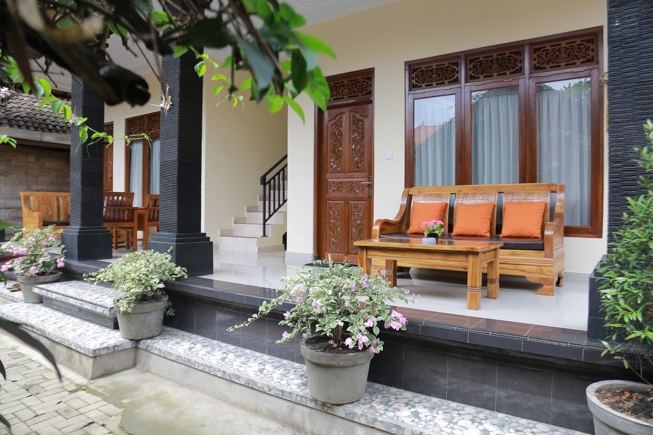 Sadru House Bed and Breakfast Ubud Buitenkant foto